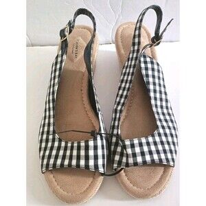 St Johns Bay Wedge Sandals Size 9.5 Lindy Black White Gingham Picnic Pattern New